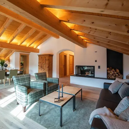 Apartment Exklusive Dachwohnung Mit Herrlicher Aussicht Klosters