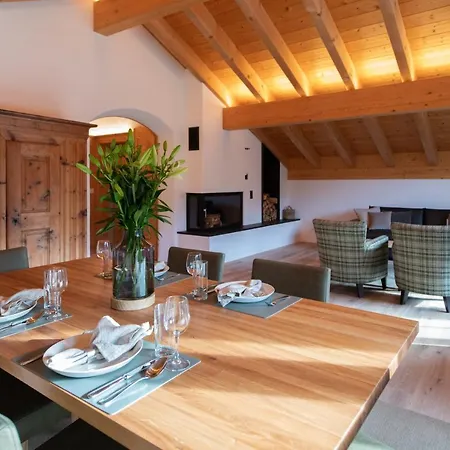 Exklusive Dachwohnung Mit Herrlicher Aussicht Apartment