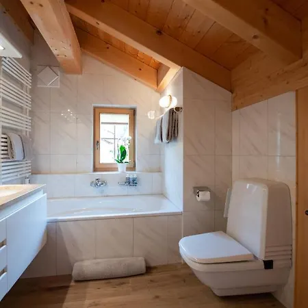Exklusive Dachwohnung Mit Herrlicher Aussicht Lägenhet *