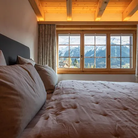 Exklusive Dachwohnung Mit Herrlicher Aussicht *